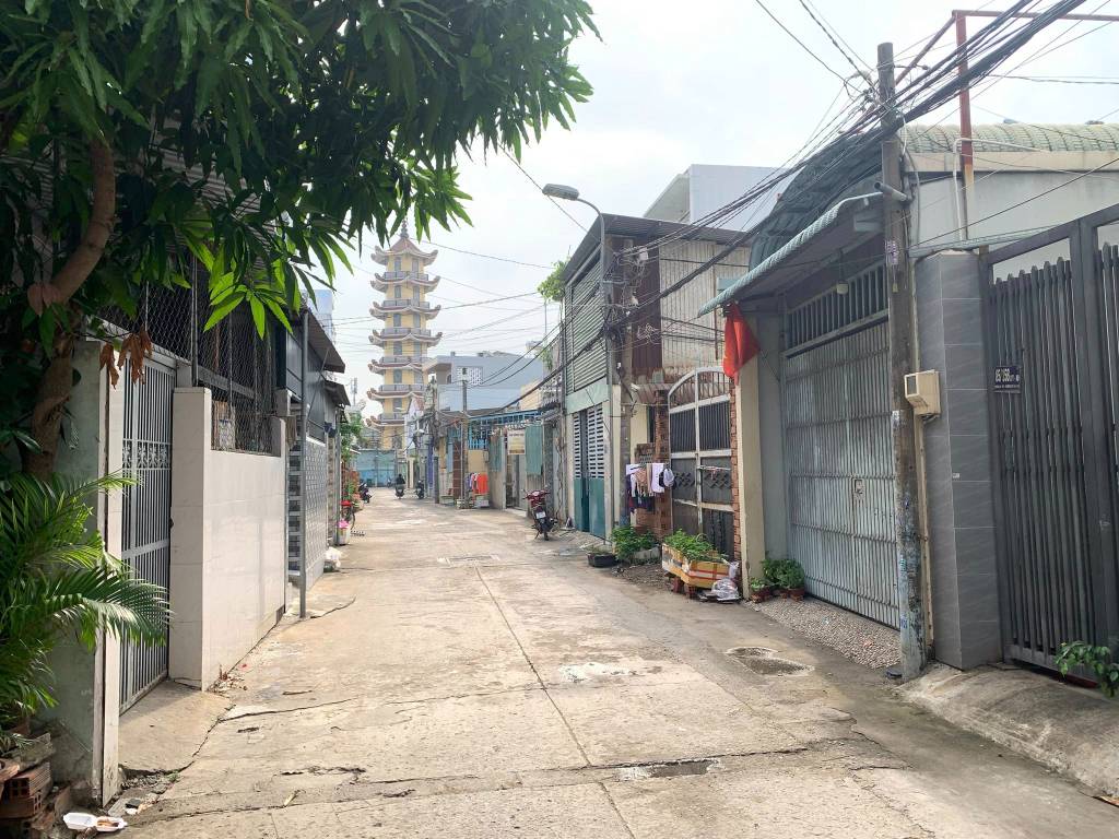 BÁN NHÀ ĐƯỜNG LÊ VĂN THỊNH, NGAY CHỢ CÂY XOÀI, CẤP 4, DT 115M2, GIÁ 8.96 TỶ